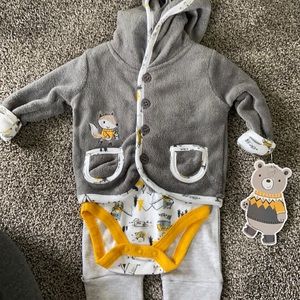 3 piece set. Jacket, onesie, pants.
